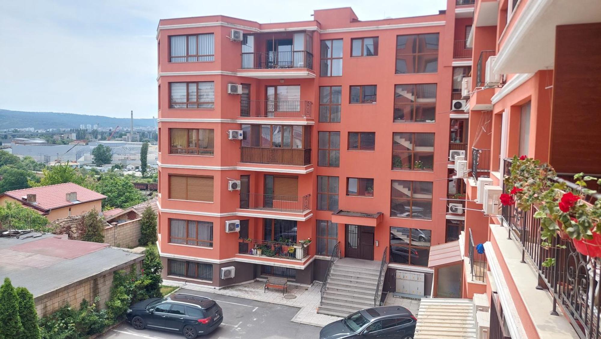 Krimski Apartment - Free Private Parking Varna Exterior photo